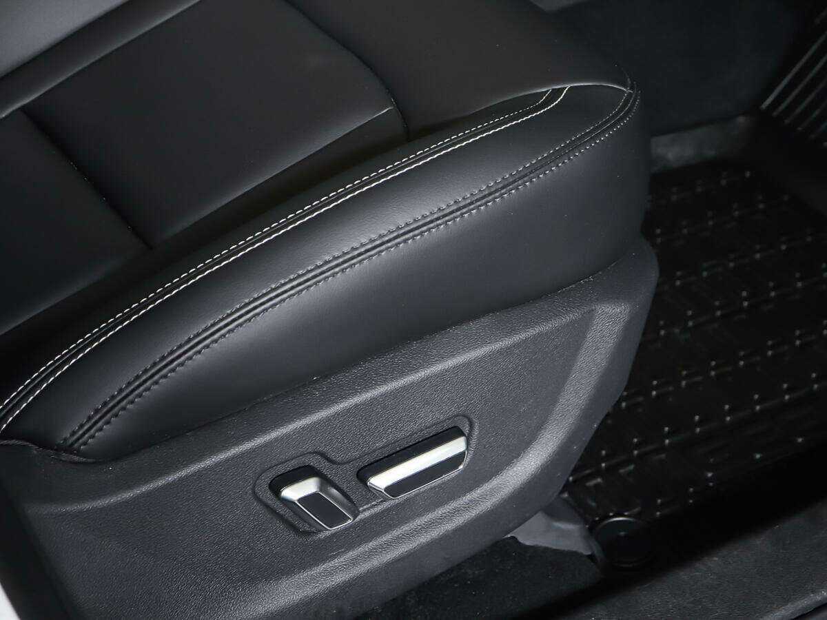 Купить Geely Atlas, 2021, 25 837 км.. Фото: #14