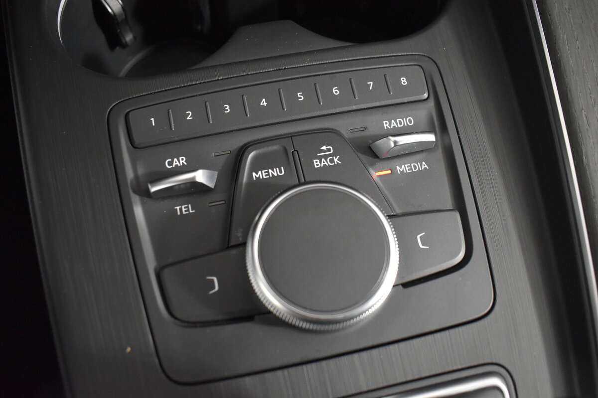 Купить Audi A4, 2018, 83 564 км.. Фото: #19