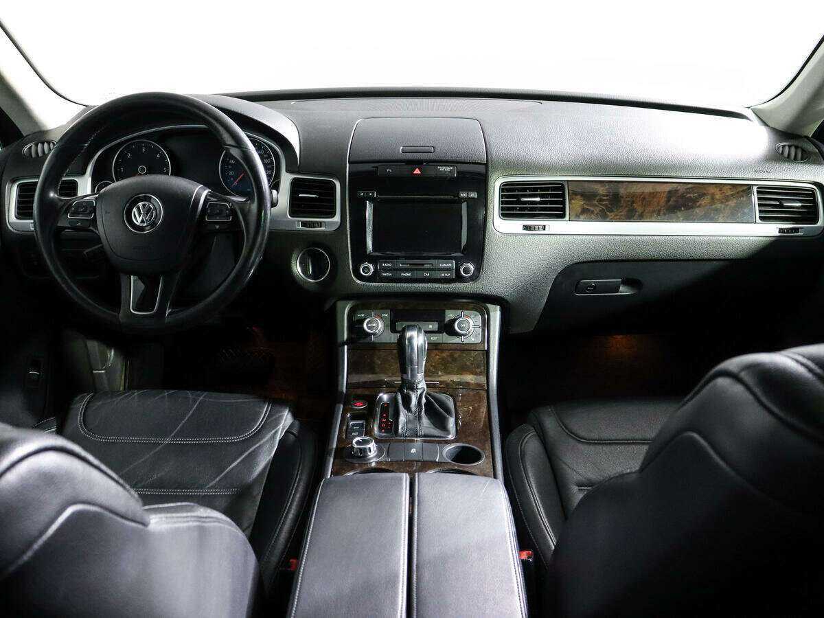 Купить Volkswagen Touareg, 2012, 200 985 км.. Фото: #11