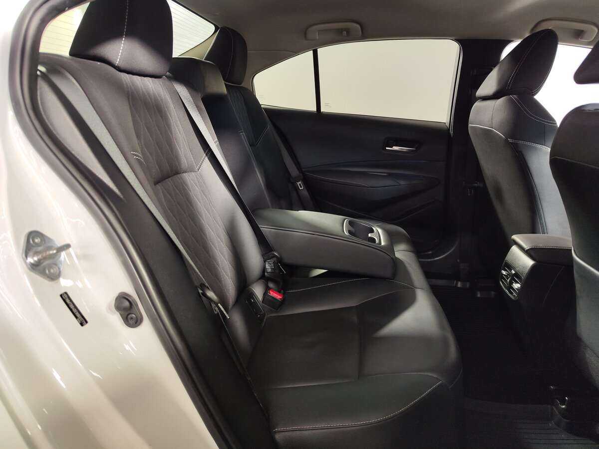 Купить Toyota Corolla, 2019, 76 100 км.. Фото: #9