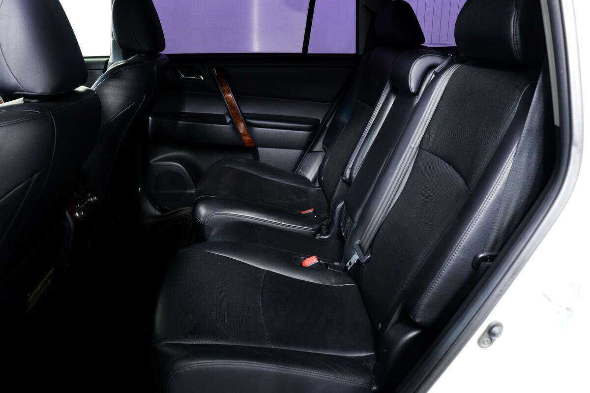 Купить Toyota Highlander, 2012, 175 338 км.. Фото: #11