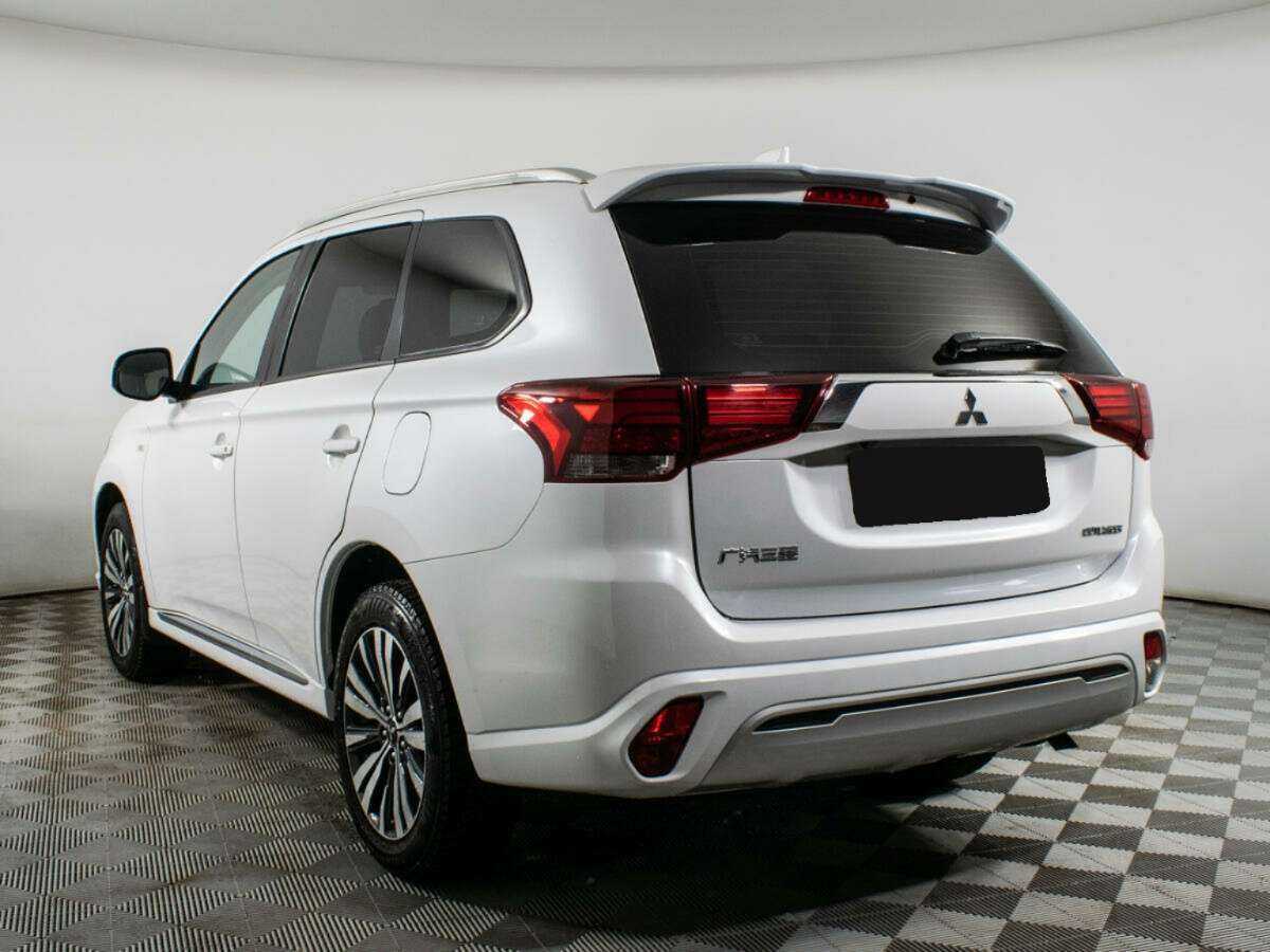 Купить Mitsubishi Outlander, 2022, 14 500 км.. Фото: #6