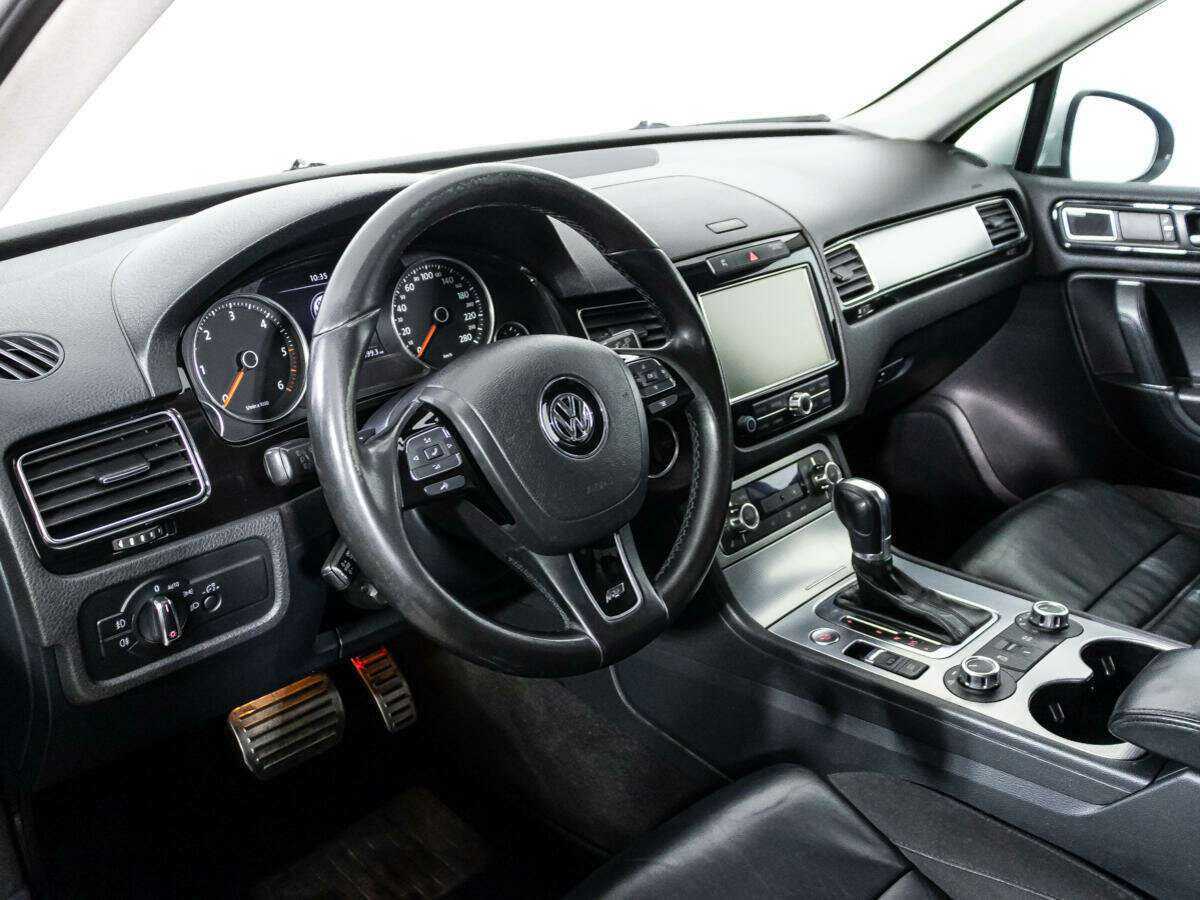 Купить Volkswagen Touareg, 2012, 236 145 км.. Фото: #10