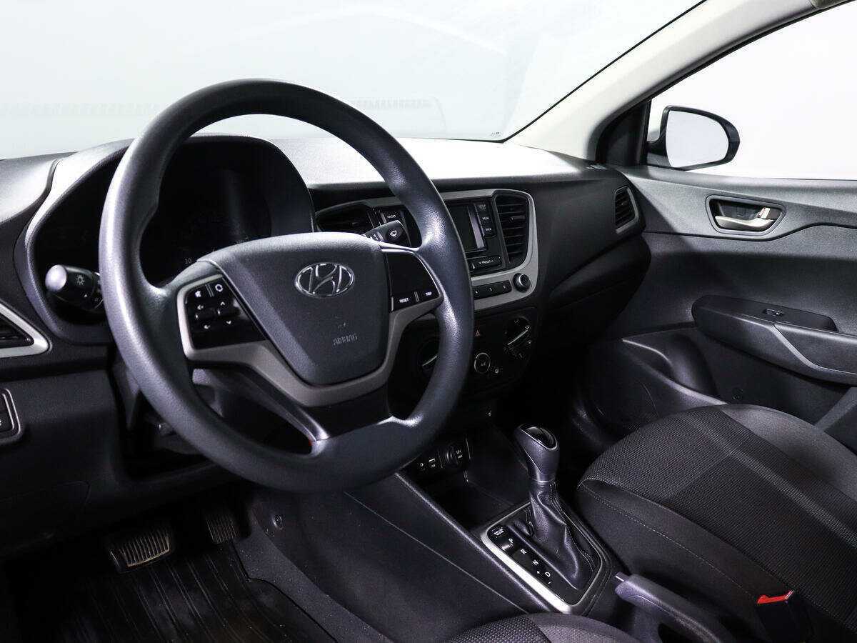 Купить Hyundai Solaris, 2017, 74 058 км.. Фото: #11