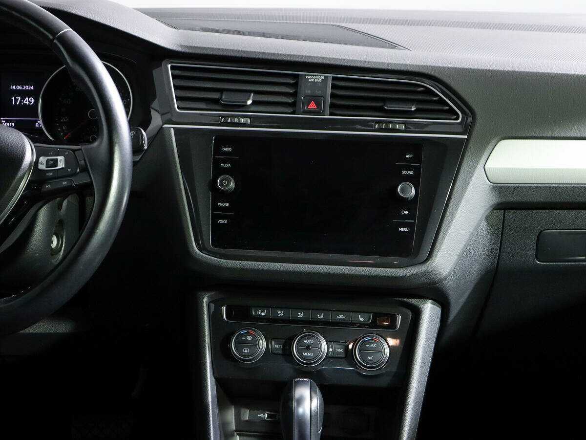 Купить Volkswagen Tiguan, 2019, 74 900 км.. Фото: #10