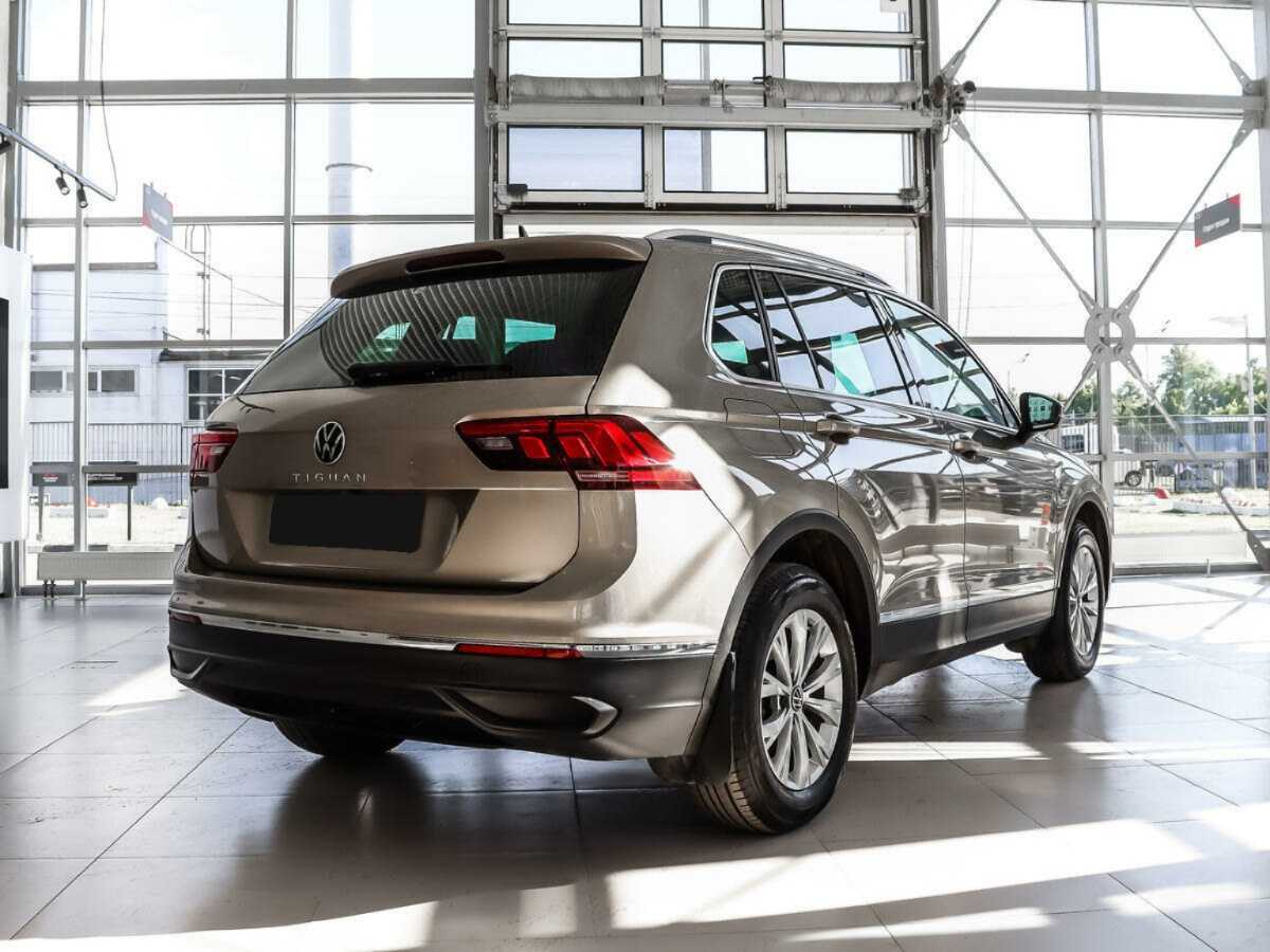 Купить Volkswagen Tiguan, 2021, 71 000 км.. Фото: #4