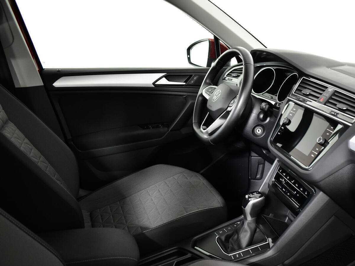 Купить Volkswagen Tiguan, 2021, 39 543 км.. Фото: #8