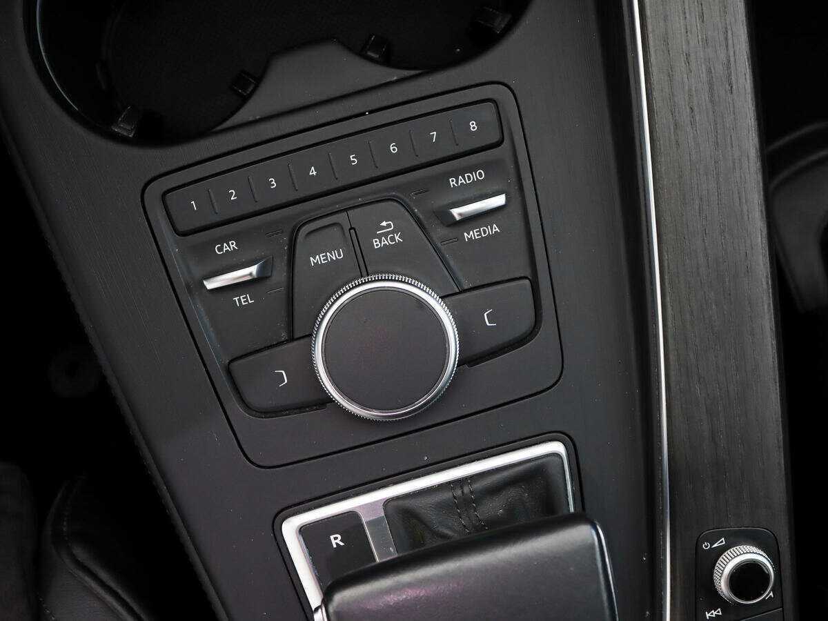 Купить Audi A4, 2019, 119 000 км.. Фото: #9