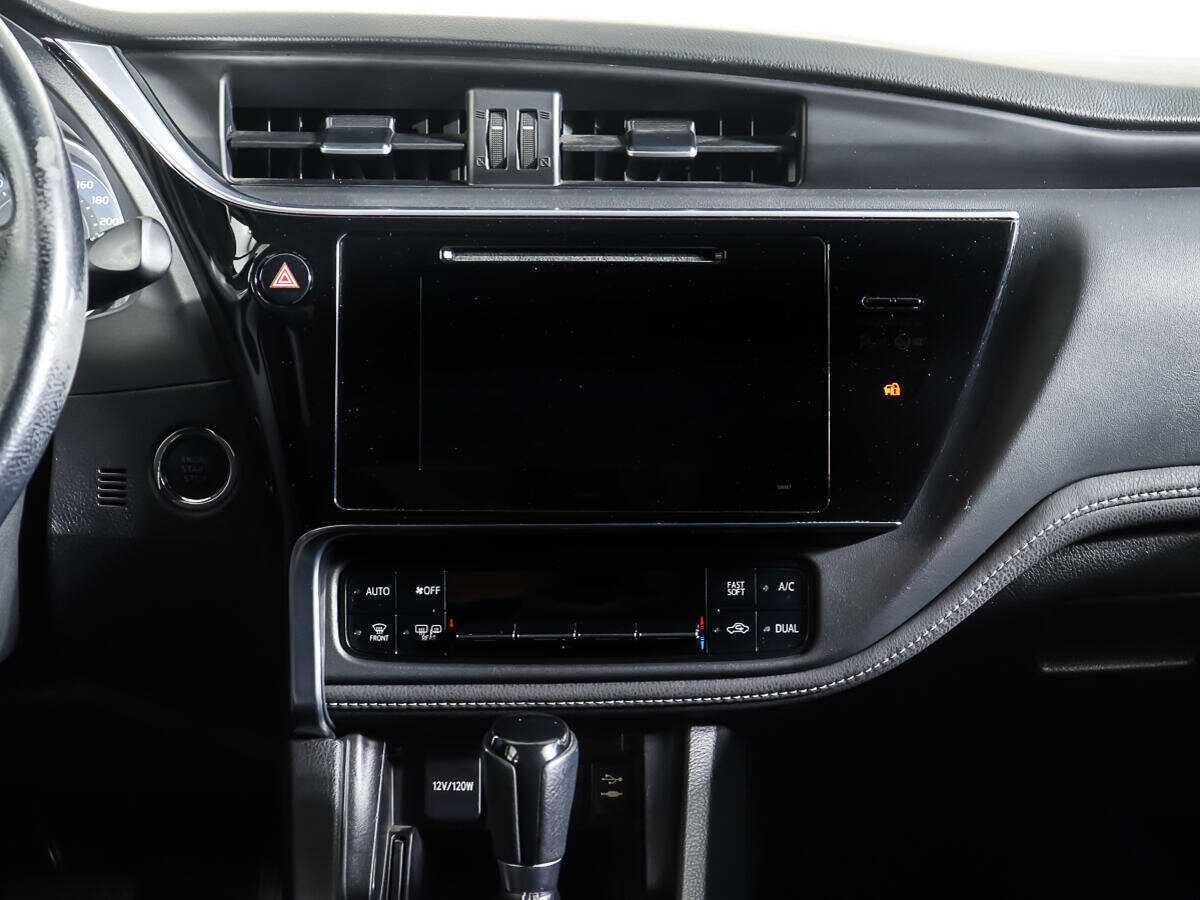 Купить Toyota Corolla, 2017, 279 824 км.. Фото: #9