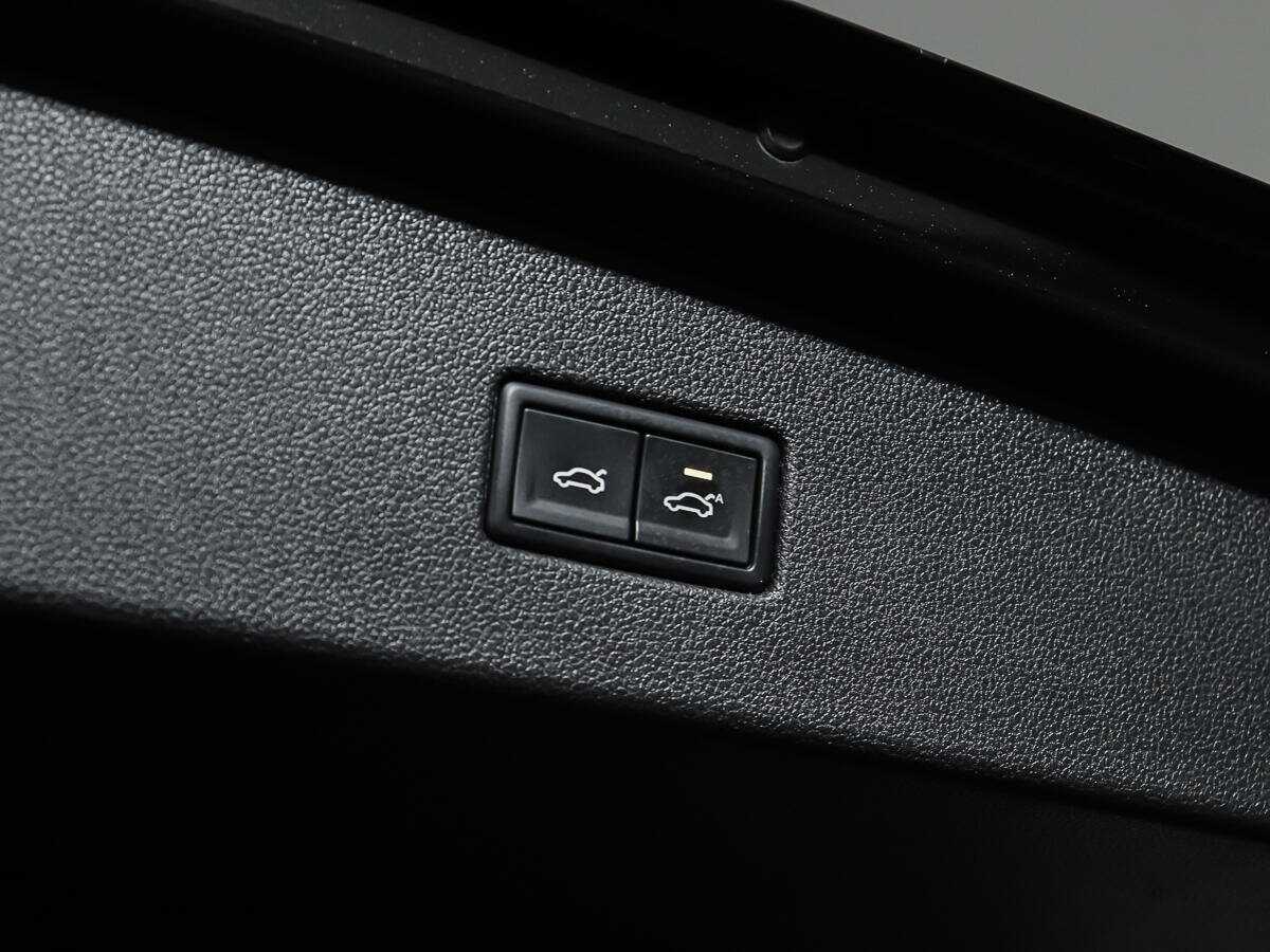 Купить Volkswagen Tiguan, 2018, 116 637 км.. Фото: #19