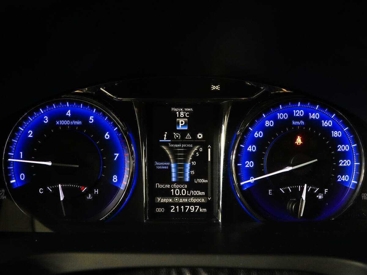 Купить Toyota Camry, 2018, 211 796 км.. Фото: #8