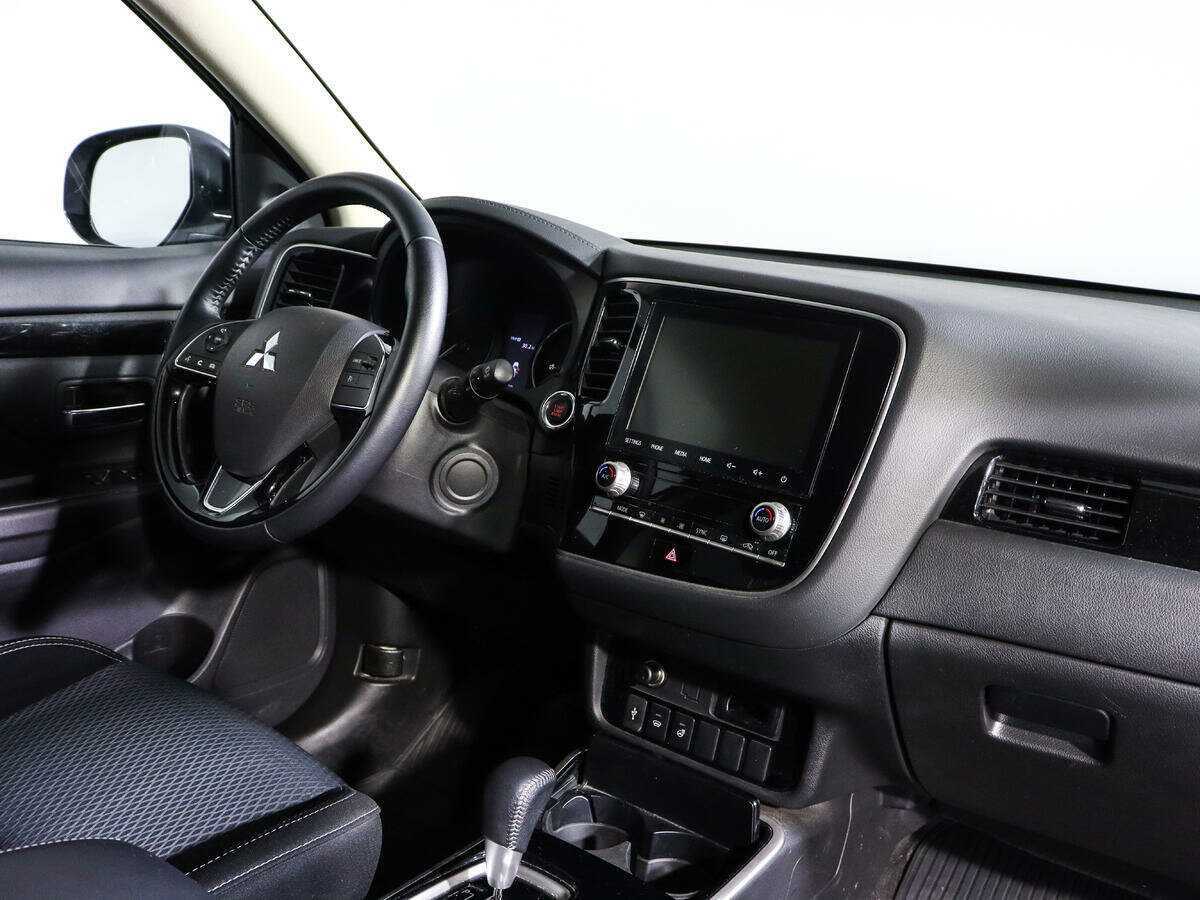 Купить Mitsubishi Outlander, 2021, 64 065 км.. Фото: #6