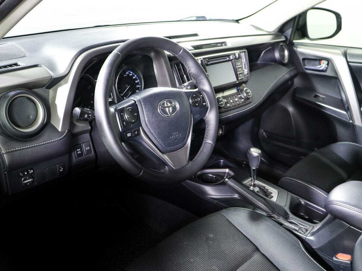 Купить Toyota RAV4, 2015, 135 122 км.. Фото: #11