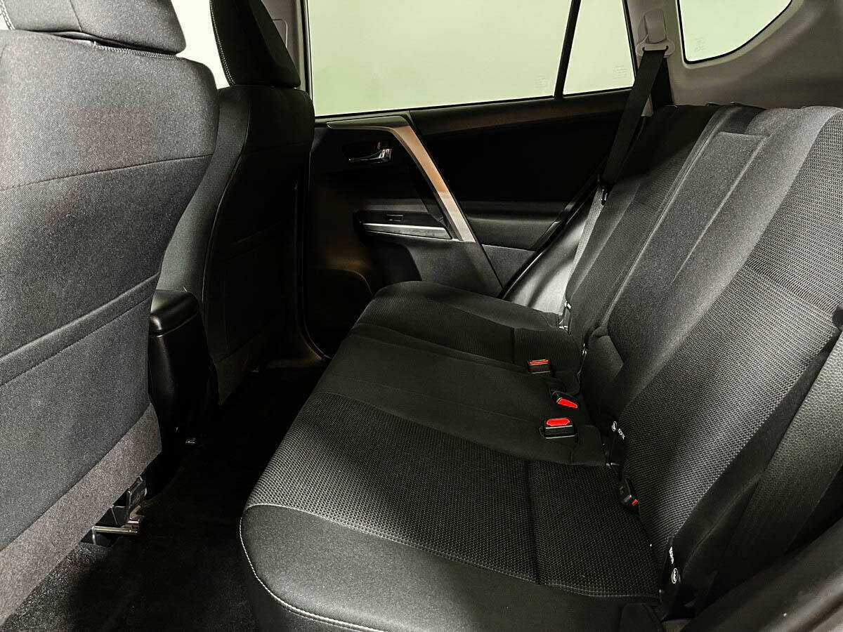 Купить Toyota RAV4, 2016, 104 000 км.. Фото: #7