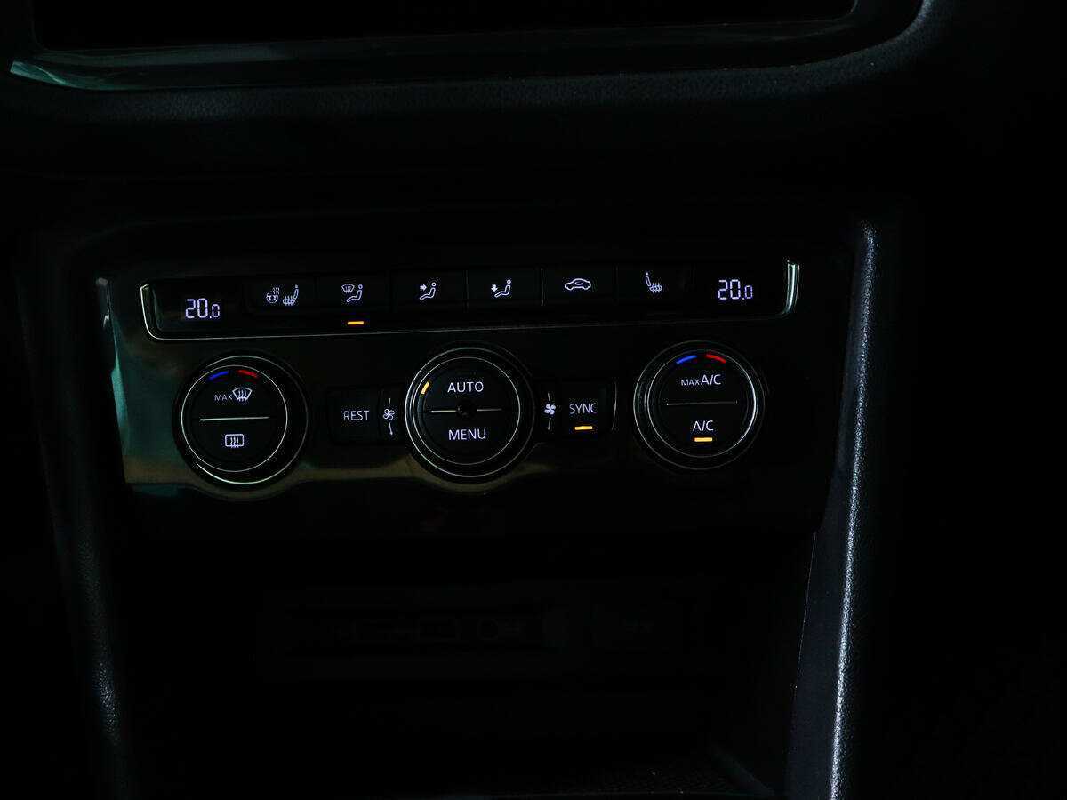 Купить Volkswagen Tiguan, 2019, 84 165 км.. Фото: #15