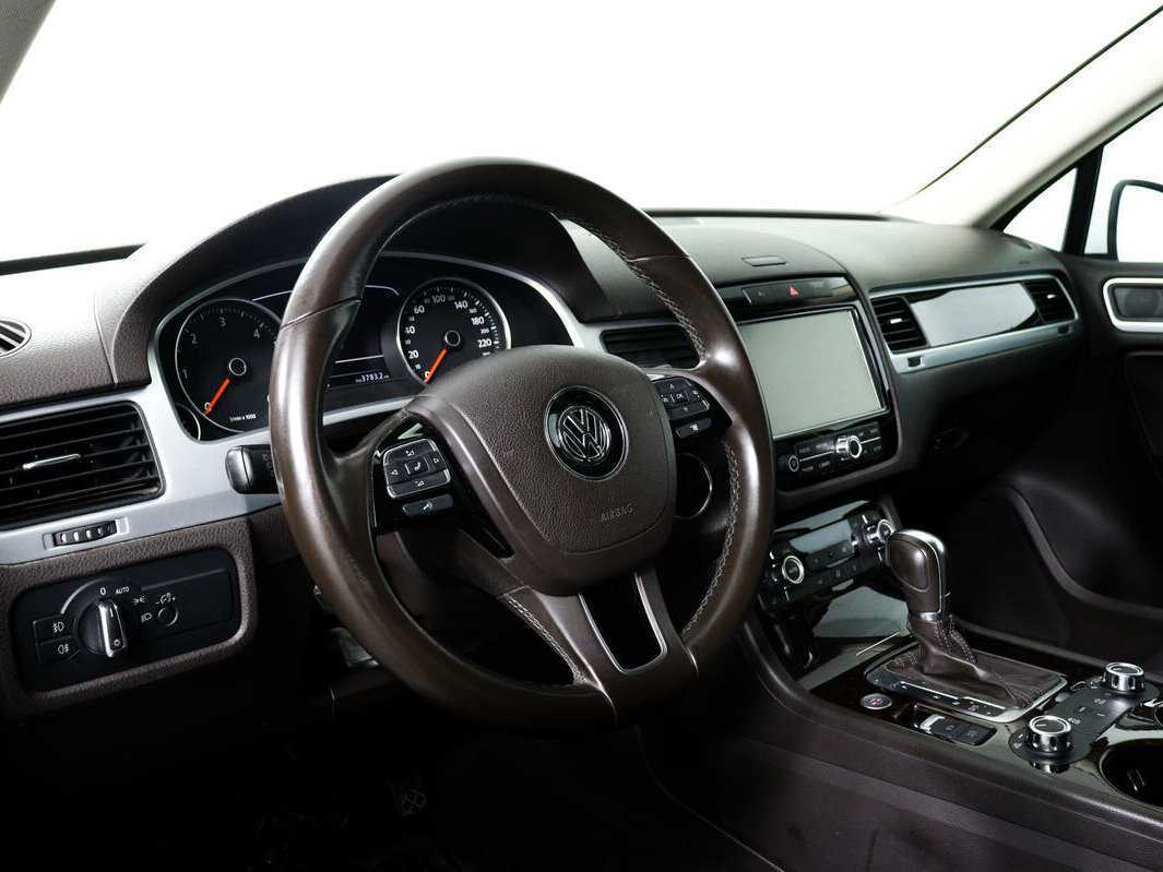 Купить Volkswagen Touareg, 2012, 157 629 км.. Фото: #12