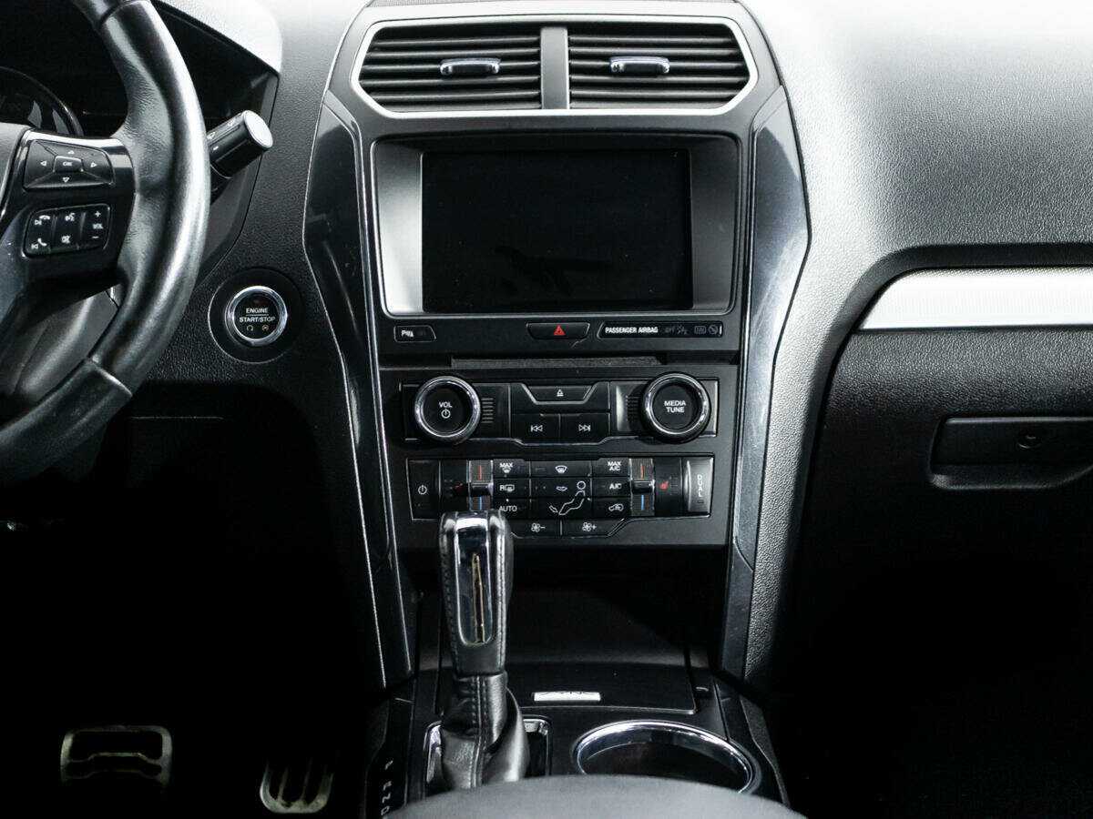 Купить Ford Explorer, 2017, 141 500 км.. Фото: #13