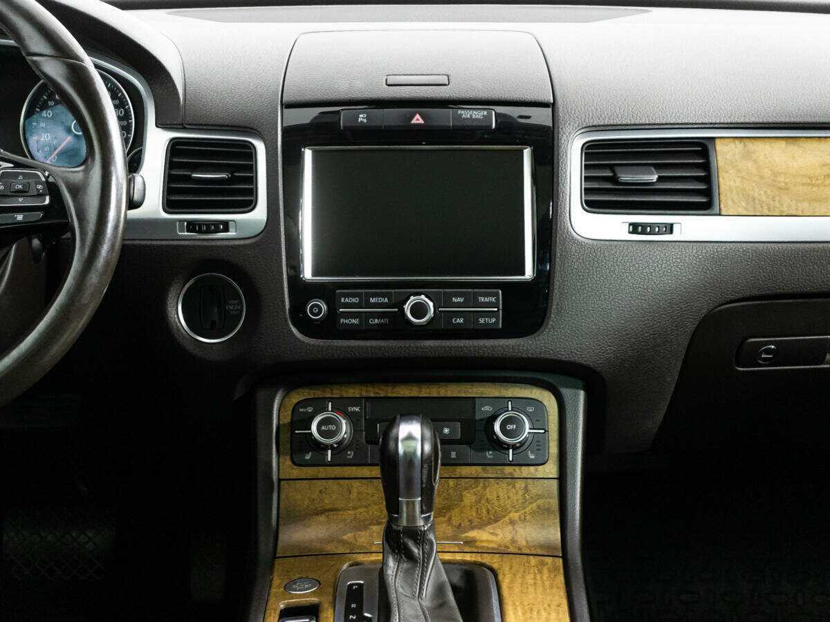 Купить Volkswagen Touareg, 2013, 221 751 км.. Фото: #11