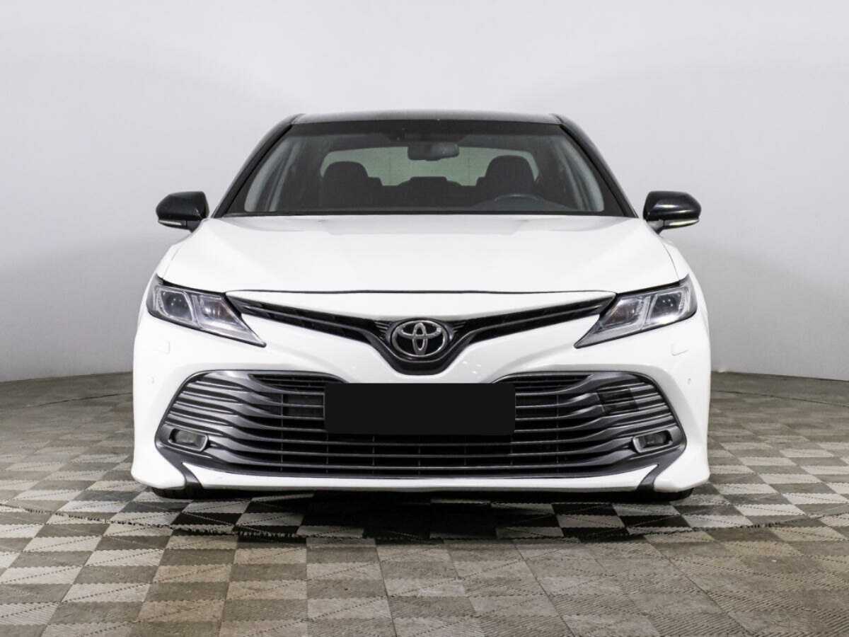Купить Toyota Camry, 2019, 139 690 км.. Фото: #1