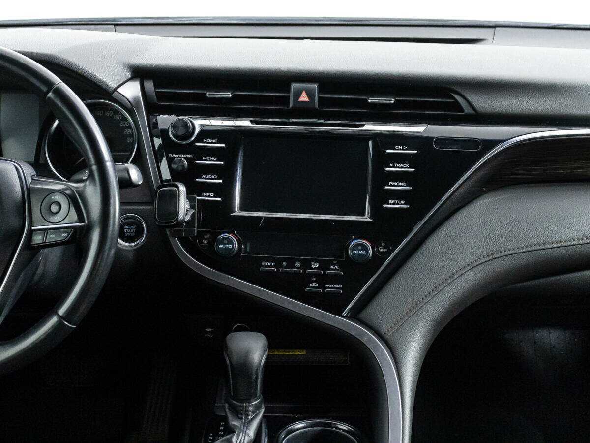 Купить Toyota Camry, 2019, 139 690 км.. Фото: #13