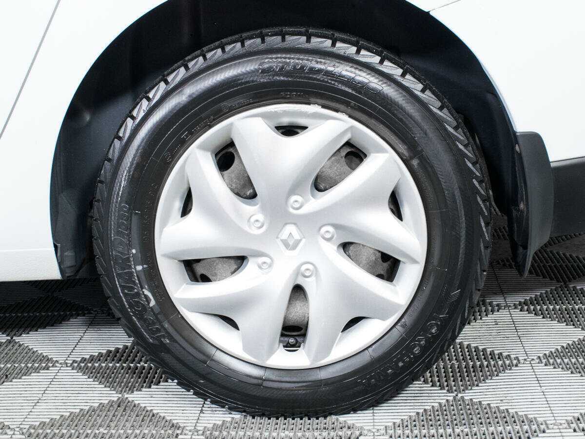 Купить Renault Fluence, 2013, 56 098 км.. Фото: #13