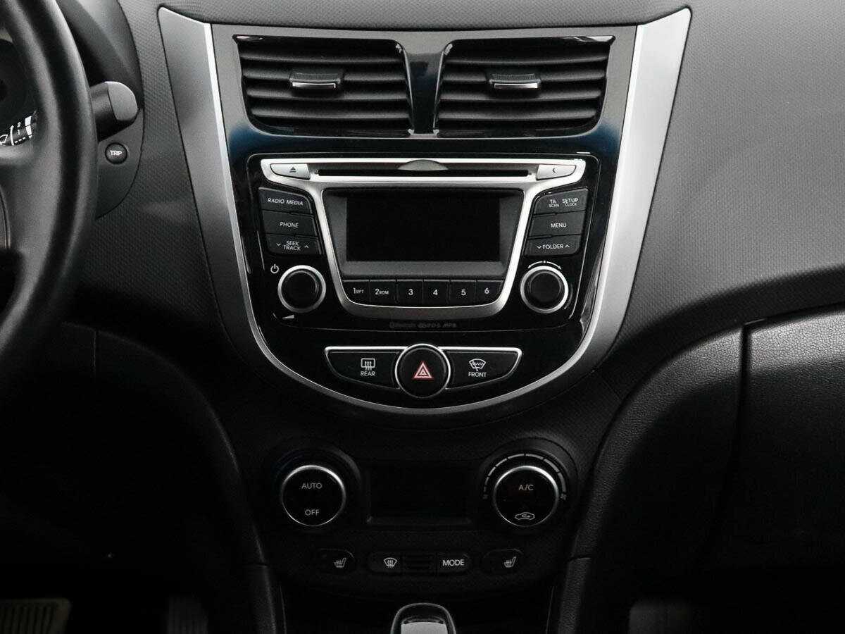 Купить Hyundai Solaris, 2015, 24 213 км.. Фото: #12