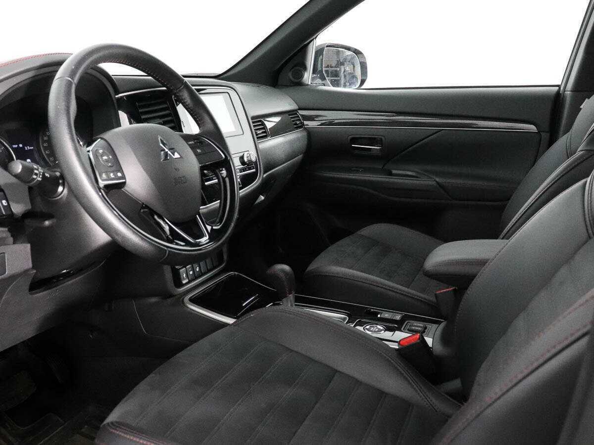 Купить Mitsubishi Outlander, 2021, 12 410 км.. Фото: #10