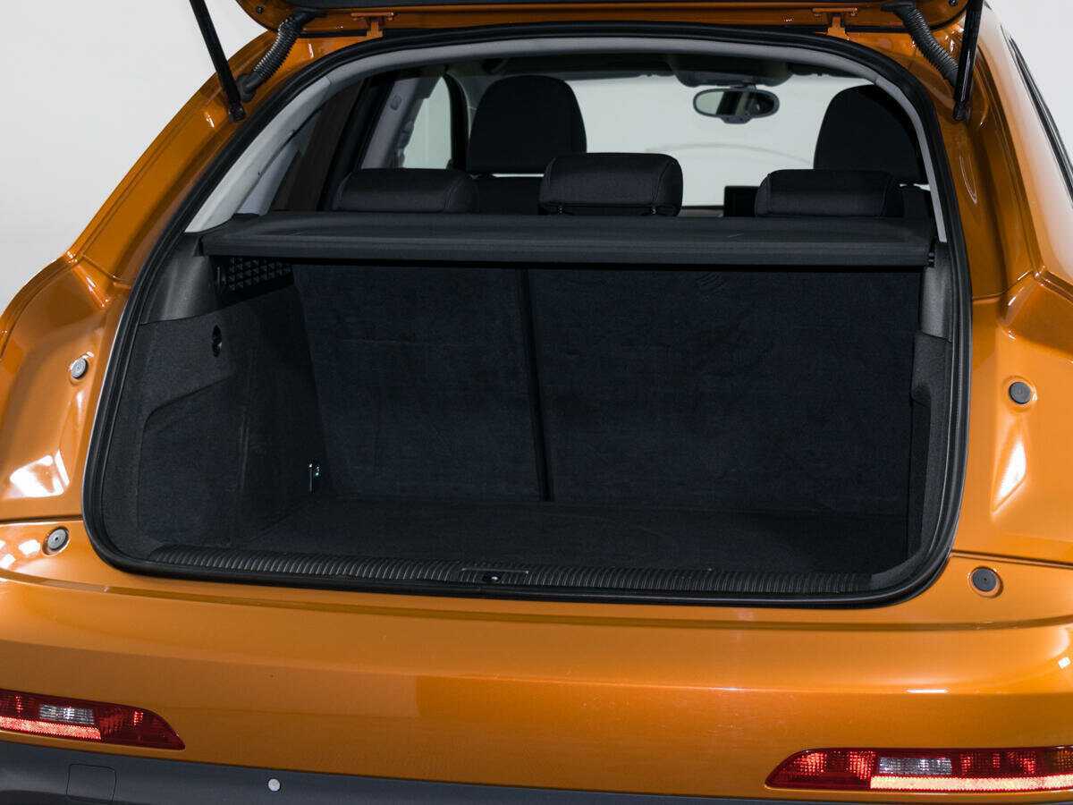 Купить Audi Q3, 2012, 140 662 км.. Фото: #4