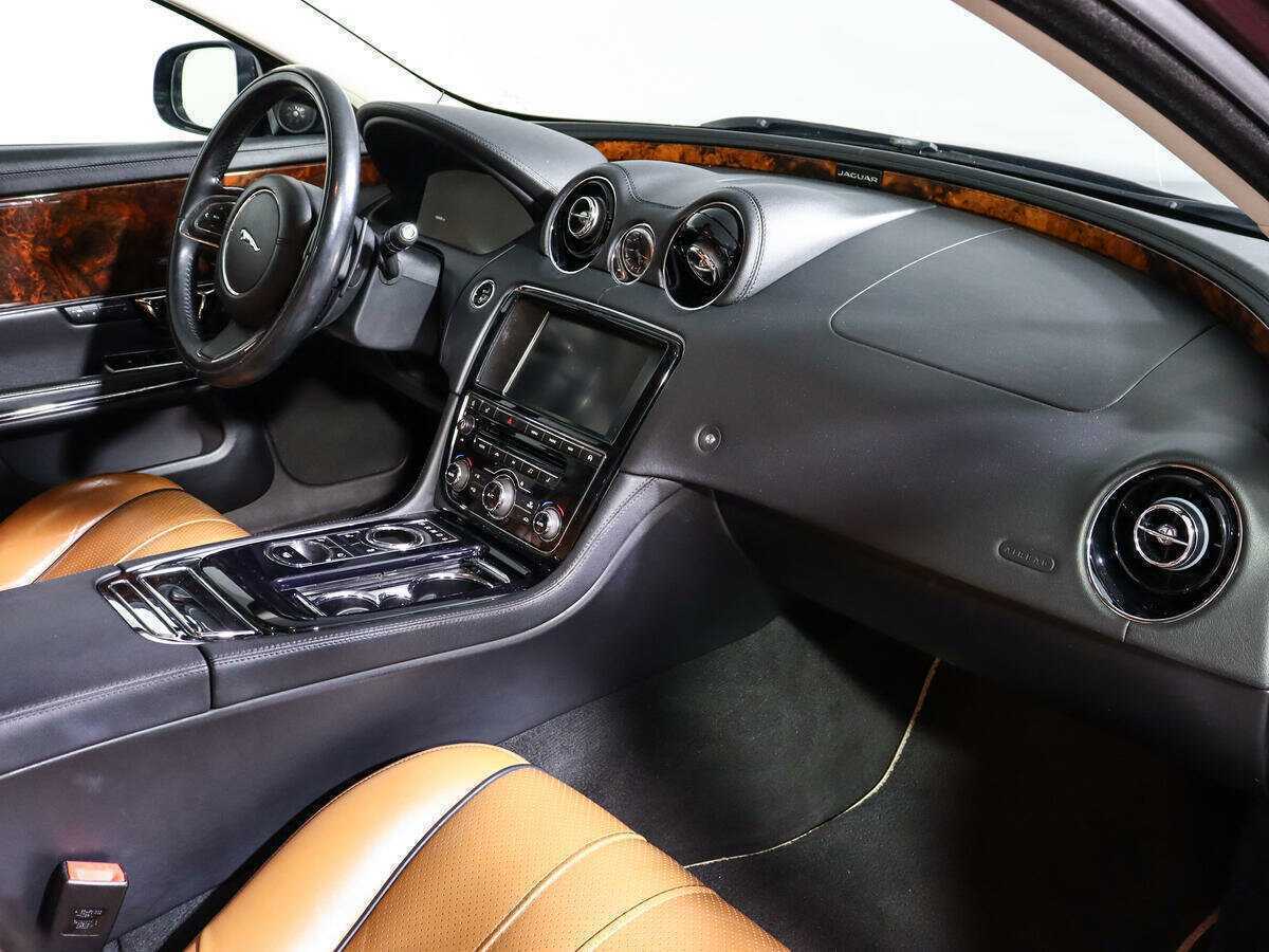 Купить Jaguar XJ, 2014, 100 521 км.. Фото: #9