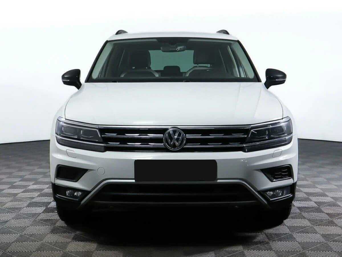 Купить Volkswagen Tiguan, 2018, 83 596 км.. Фото: #1