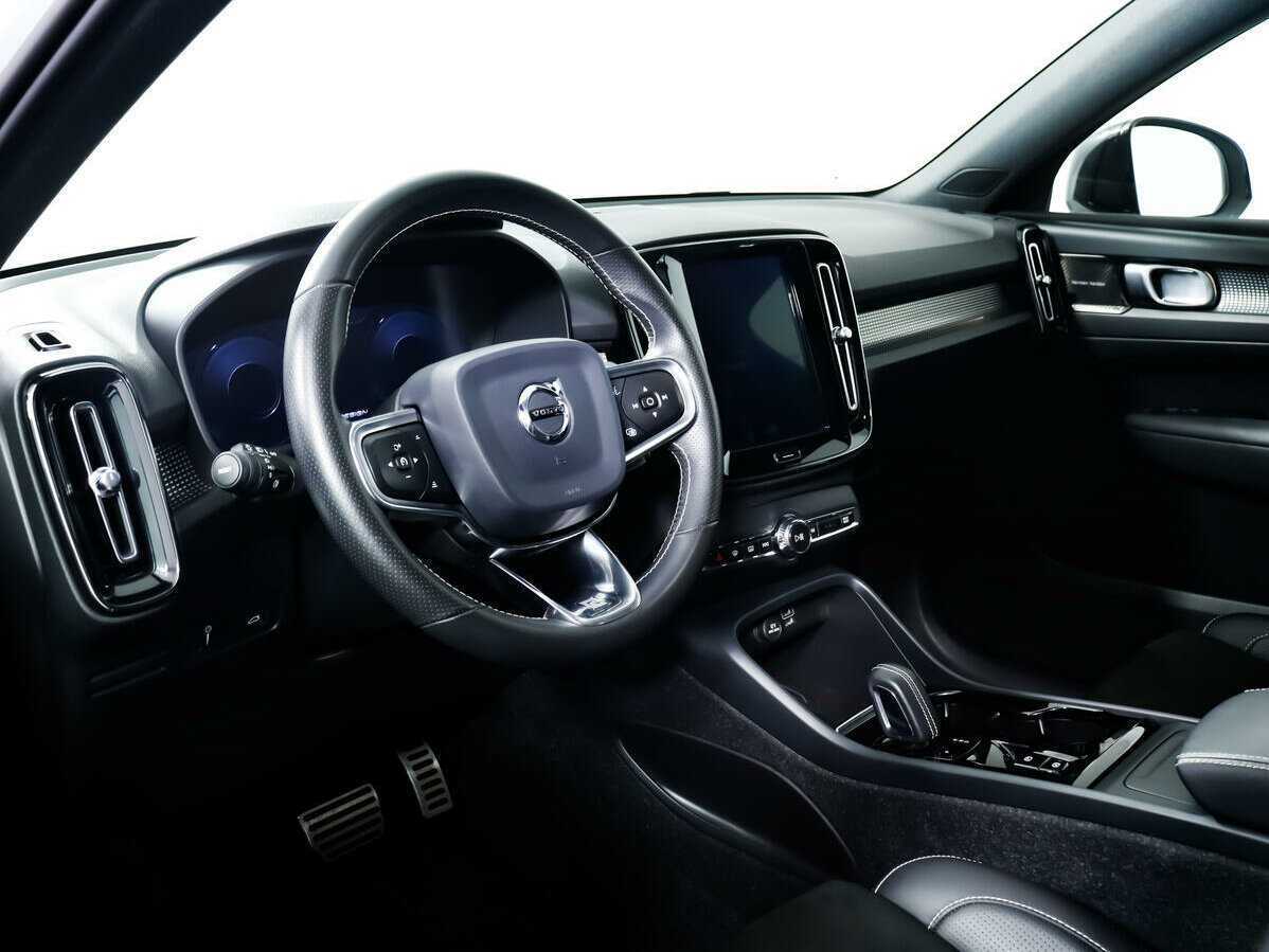 Купить Volvo XC40, 2020, 47 344 км.. Фото: #11