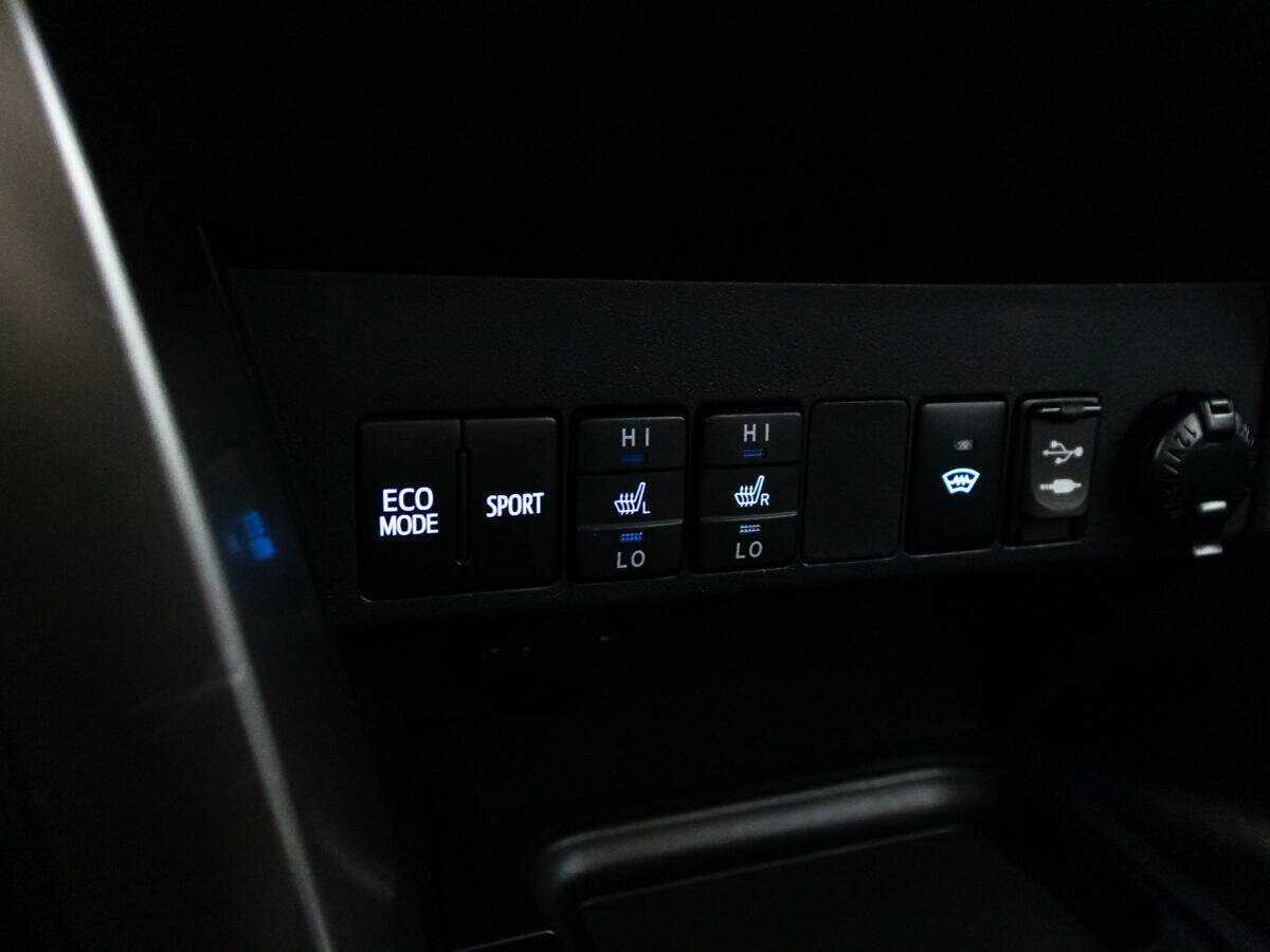 Купить Toyota RAV4, 2018, 95 000 км.. Фото: #17