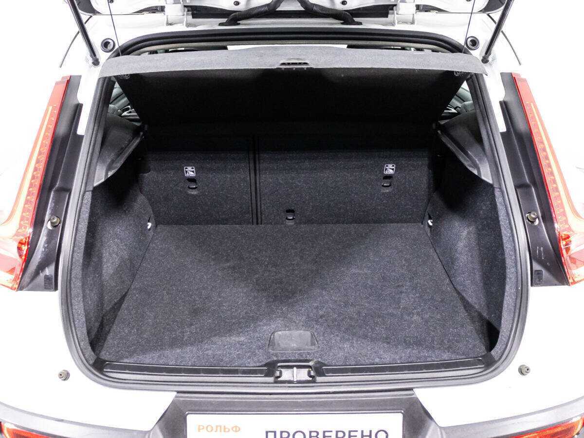 Купить Volvo XC40, 2018, 149 672 км.. Фото: #14