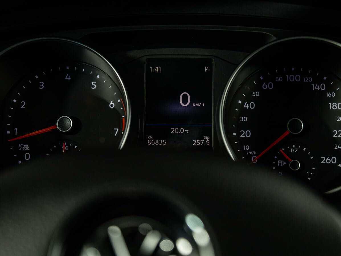 Купить Volkswagen Tiguan, 2018, 86 835 км.. Фото: #10