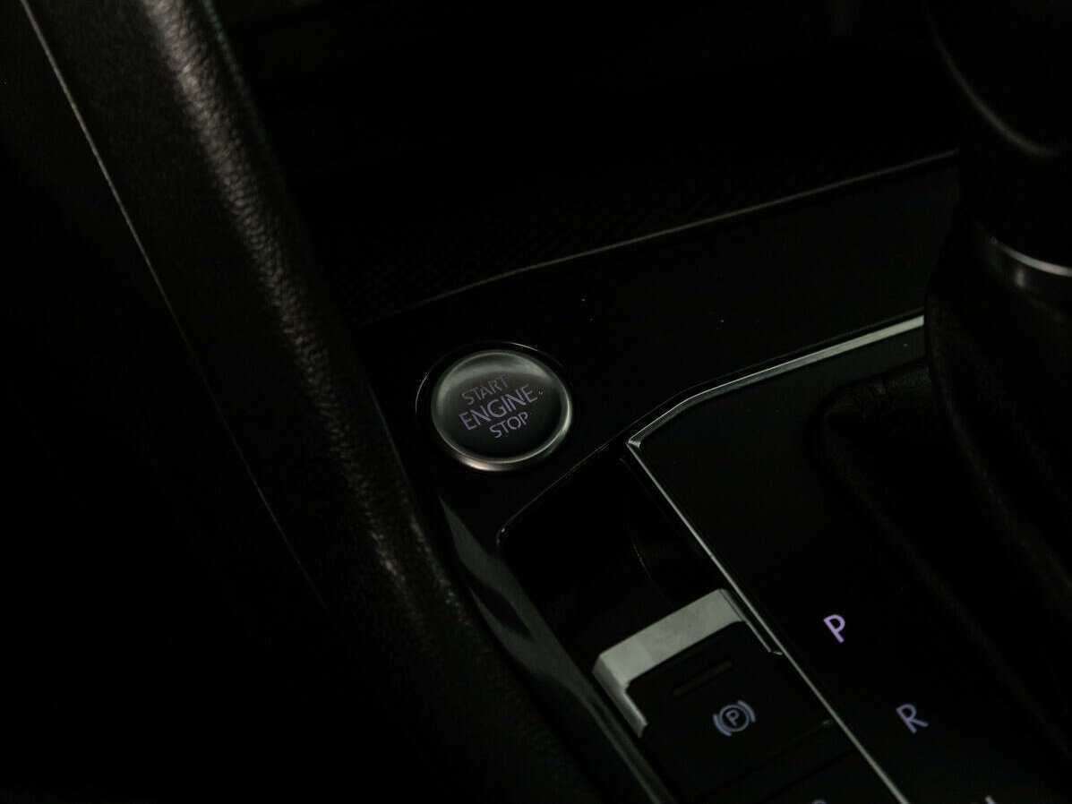 Купить Volkswagen Tiguan, 2018, 86 835 км.. Фото: #17