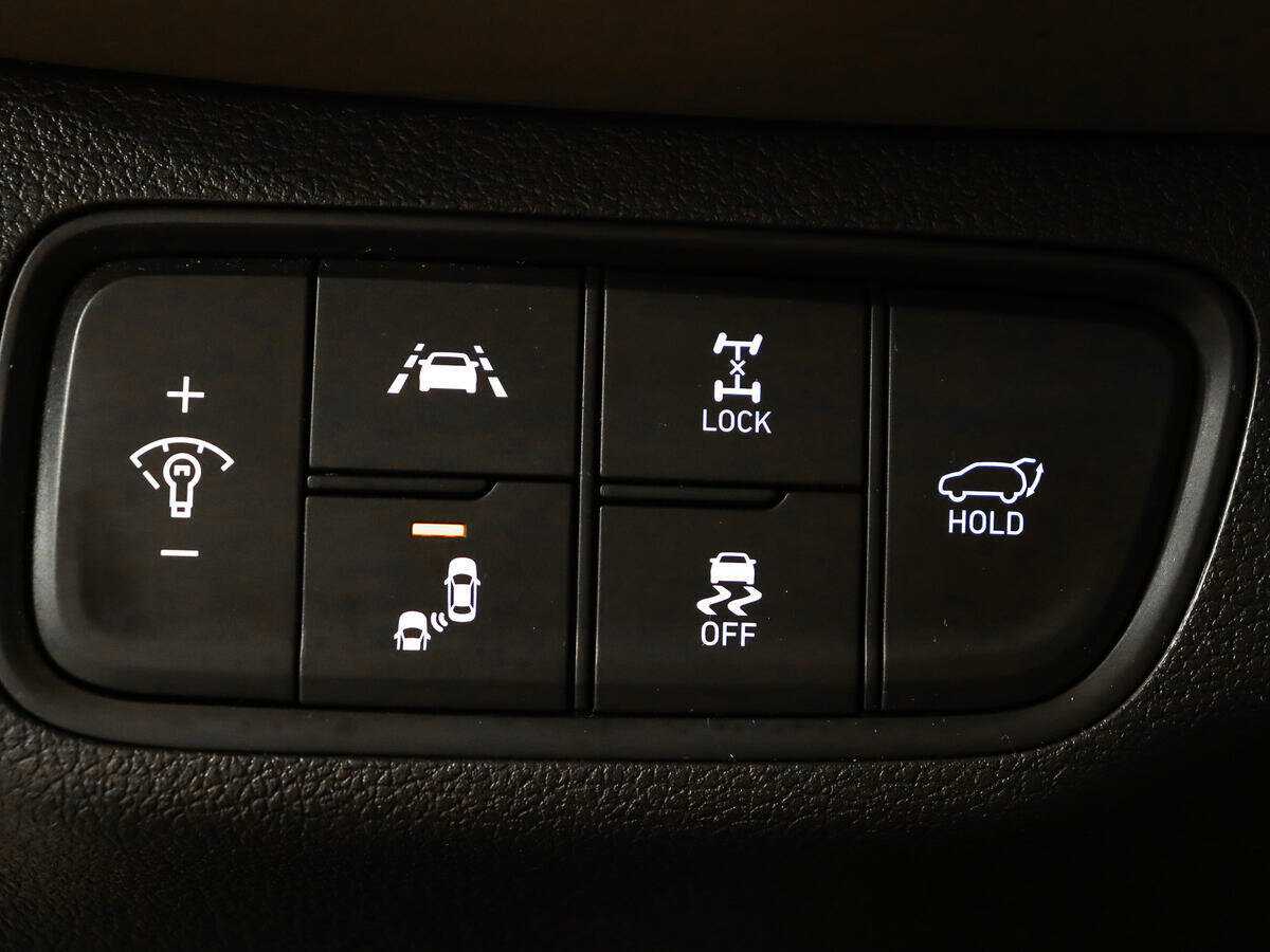 Купить Hyundai Santa Fe, 2020, 81 000 км.. Фото: #17