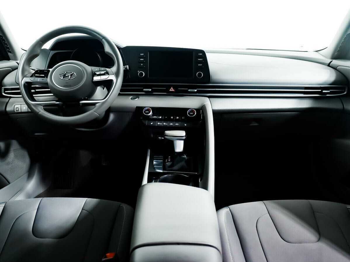 Купить Hyundai Elantra, 2021, 34 882 км.. Фото: #10