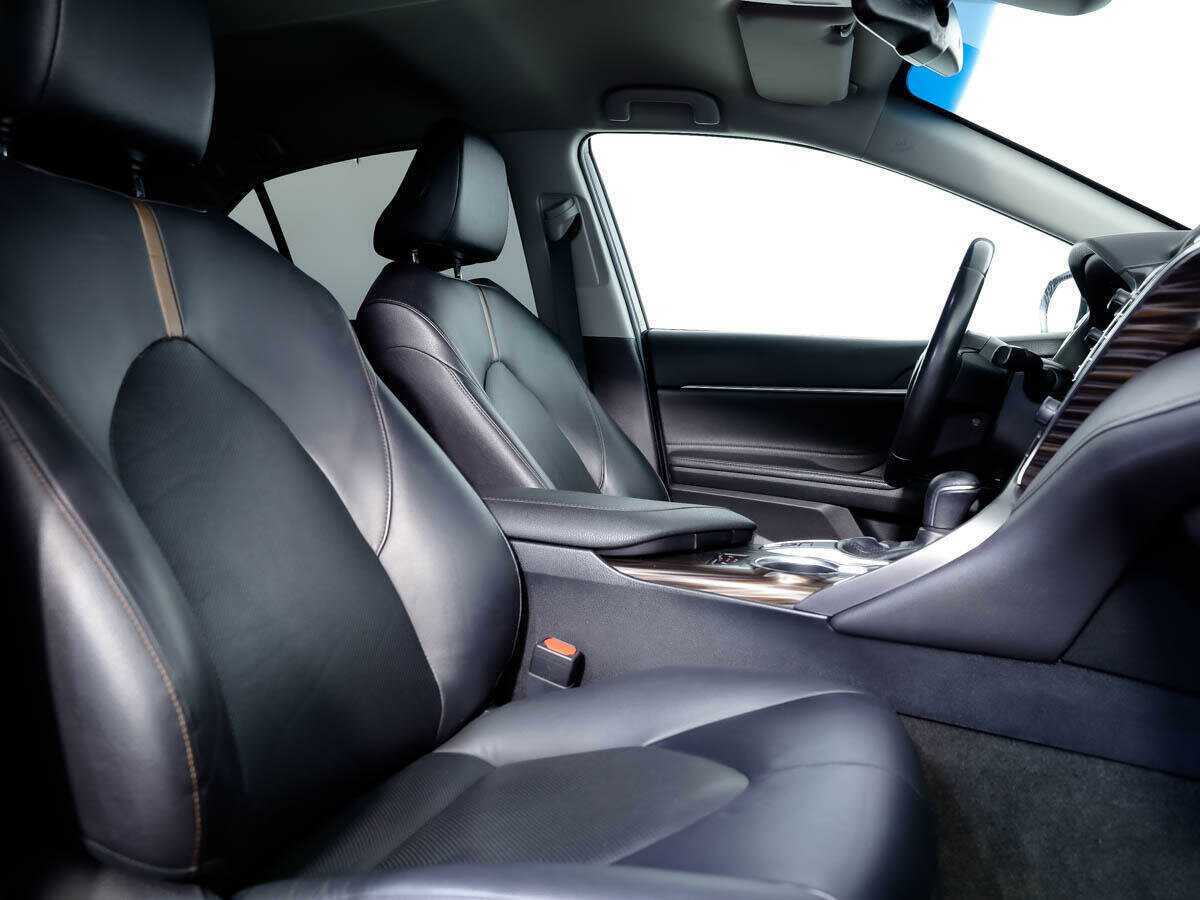 Купить Toyota Camry, 2020, 107 345 км.. Фото: #10