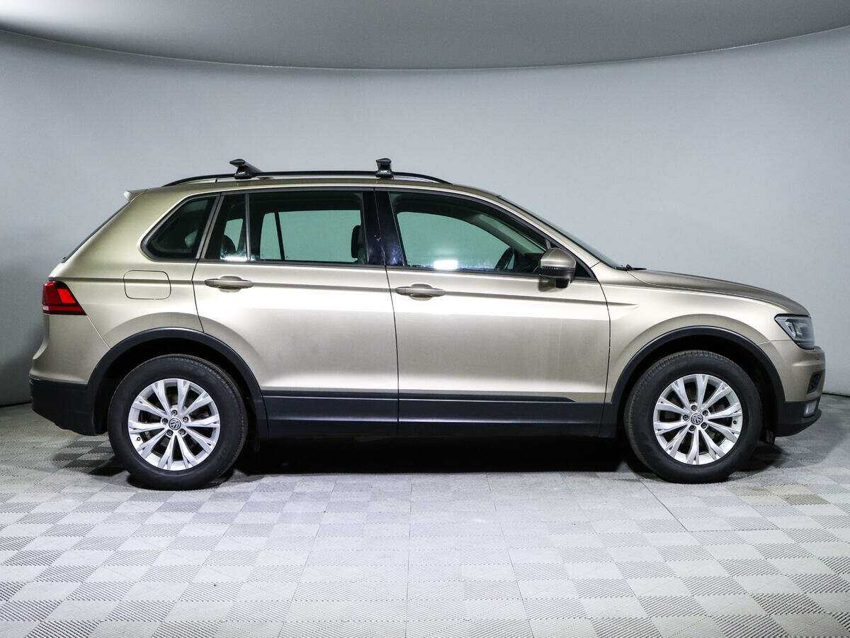 Купить Volkswagen Tiguan, 2019, 107 477 км.. Фото: #3