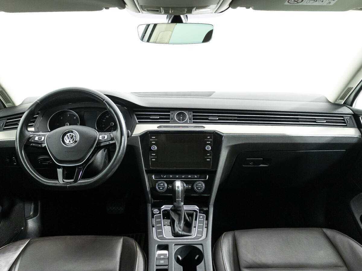 Купить Volkswagen Passat, 2017, 76 550 км.. Фото: #12