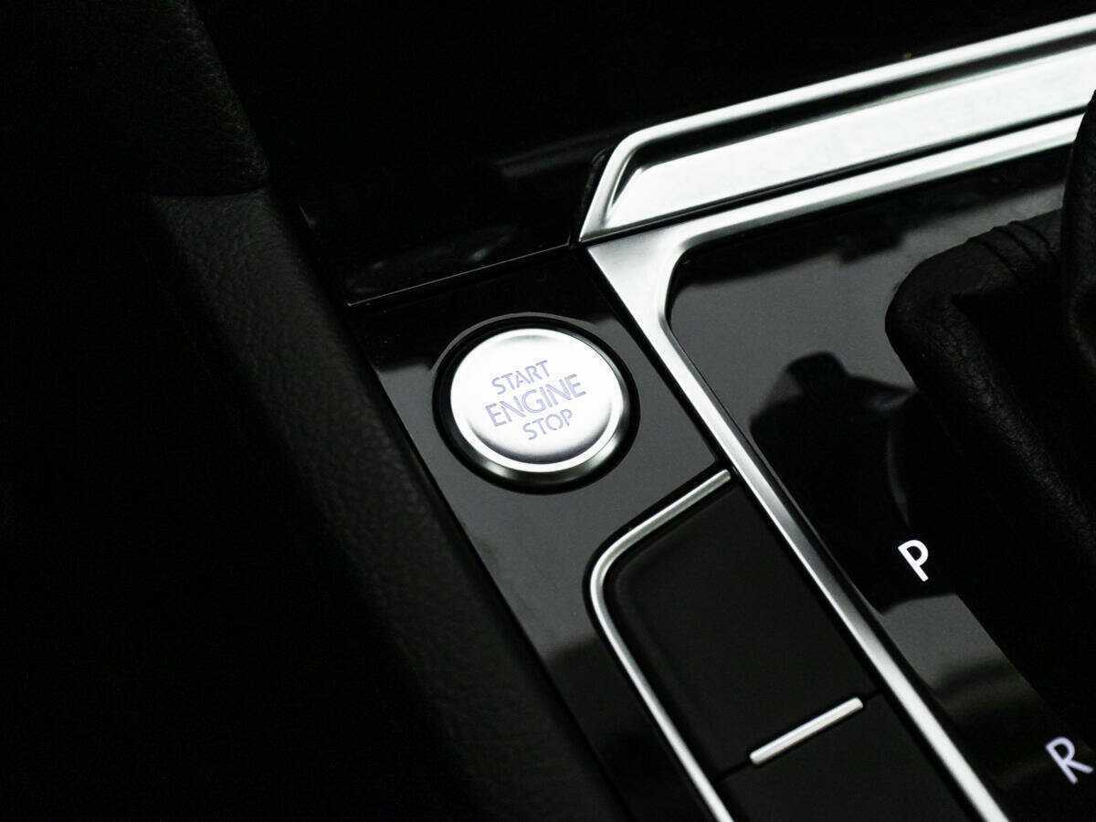 Купить Volkswagen Passat, 2017, 76 550 км.. Фото: #16