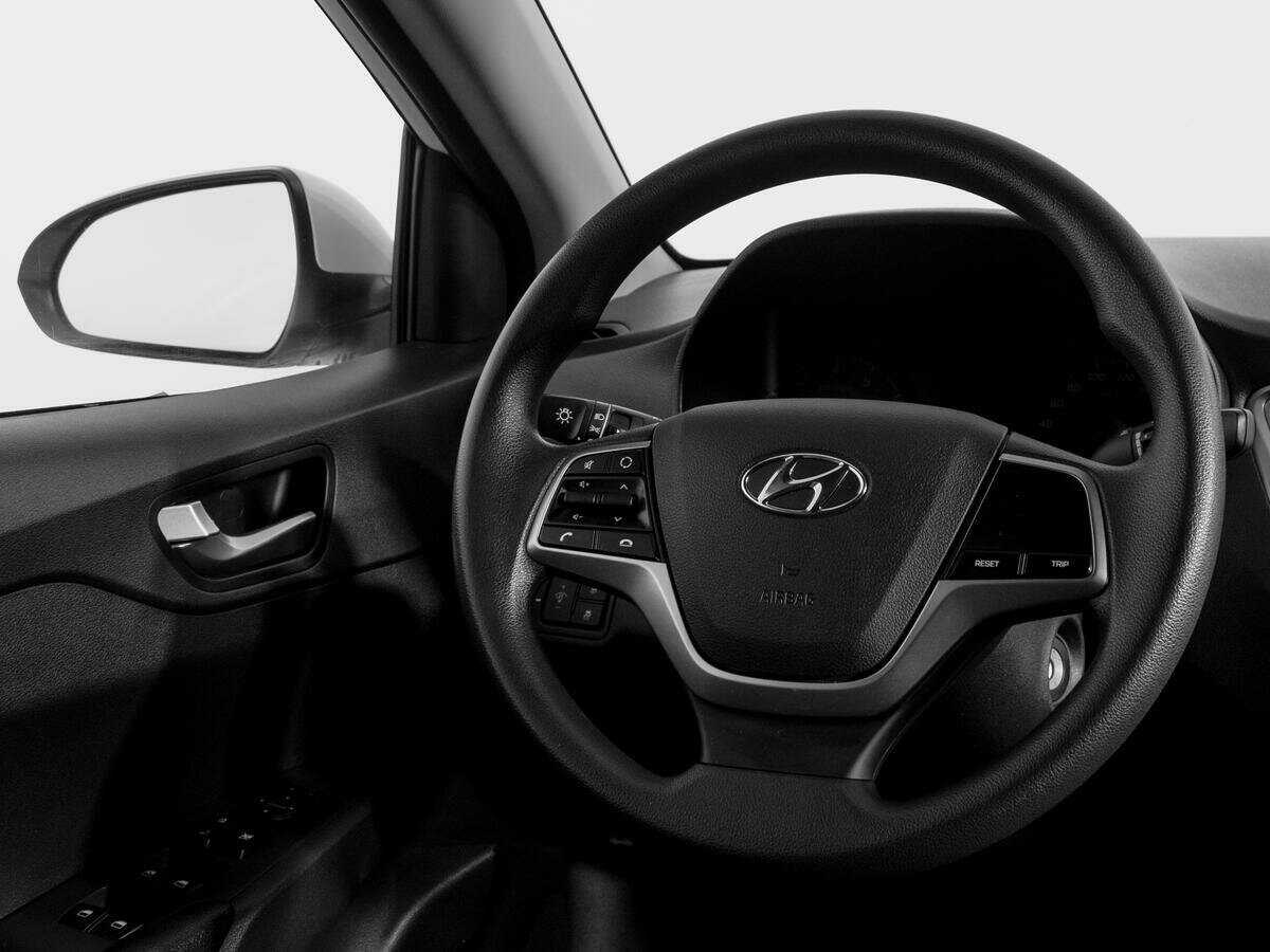 Купить Hyundai Solaris, 2020, 94 435 км.. Фото: #13