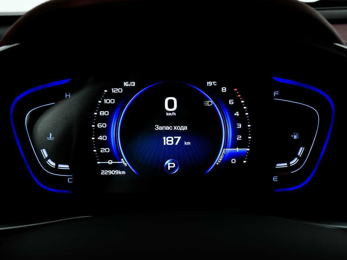 Купить Geely Coolray, 2022, 22 907 км.. Фото: #9