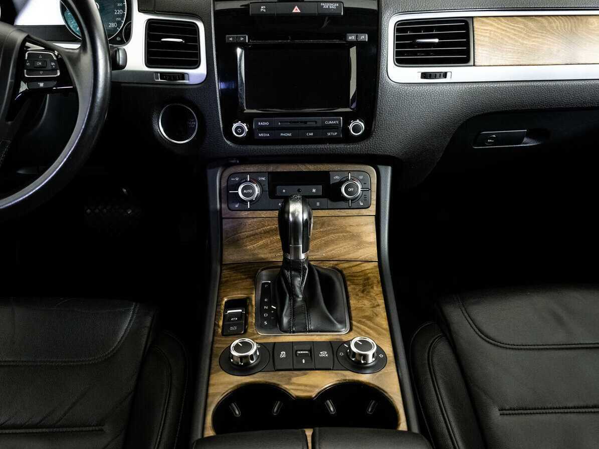 Купить Volkswagen Touareg, 2012, 216 202 км.. Фото: #10