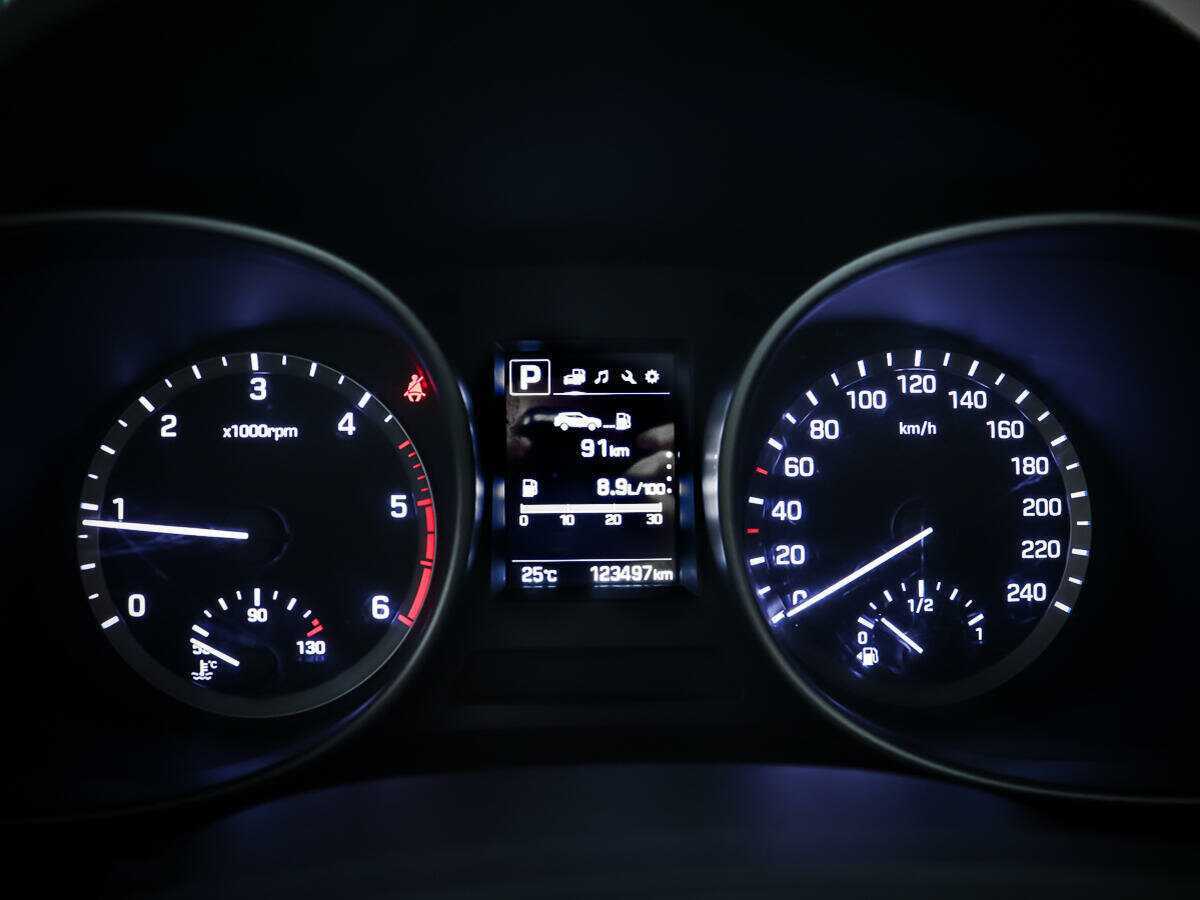 Купить Hyundai Santa Fe, 2016, 123 496 км.. Фото: #9