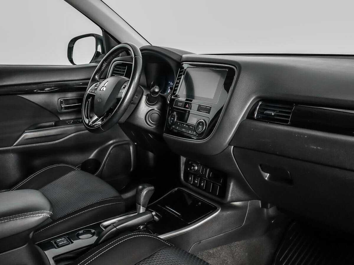 Купить Mitsubishi Outlander, 2020, 125 783 км.. Фото: #11