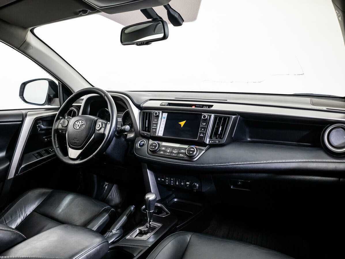 Купить Toyota RAV4, 2018, 130 771 км.. Фото: #6