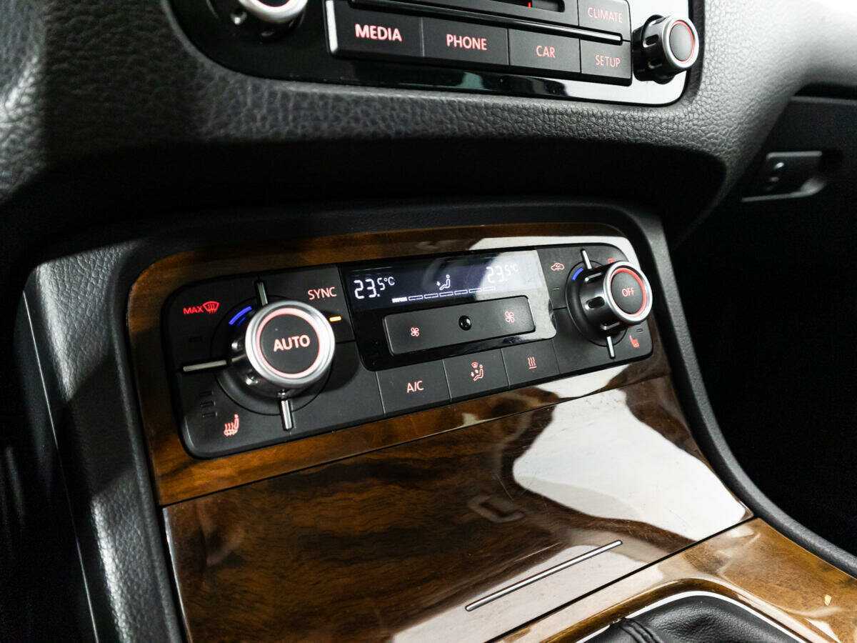 Купить Volkswagen Touareg, 2013, 173 844 км.. Фото: #18