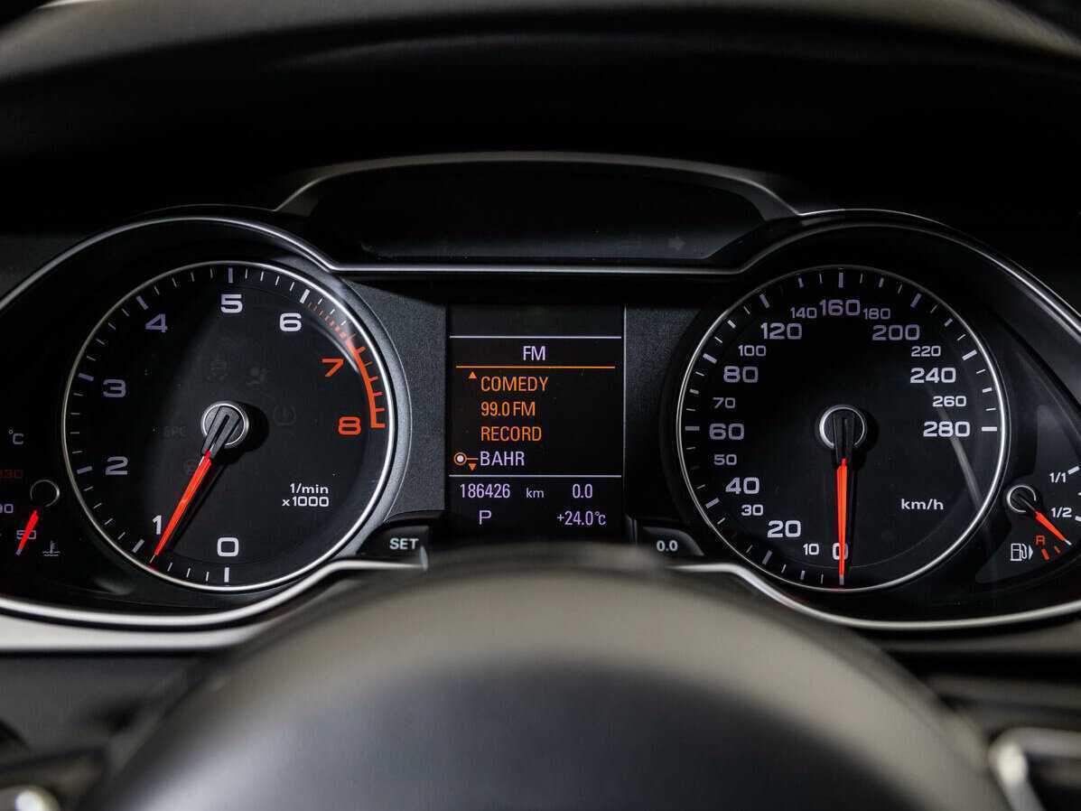 Купить Audi A4, 2012, 186 295 км.. Фото: #9