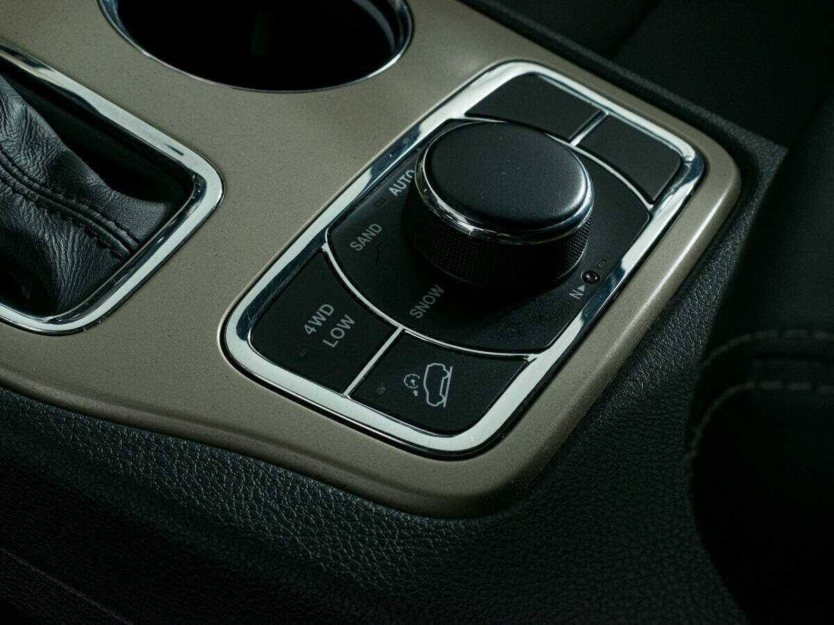 Купить Jeep Grand Cherokee, 2016, 139 278 км.. Фото: #16
